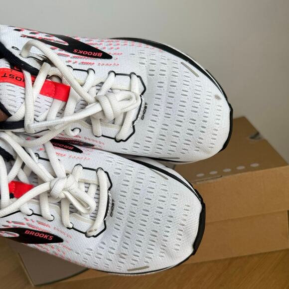 Brooks Ghost 13 White/Black Women Running Sneakers- SZ 9 - Picture 10 of 16